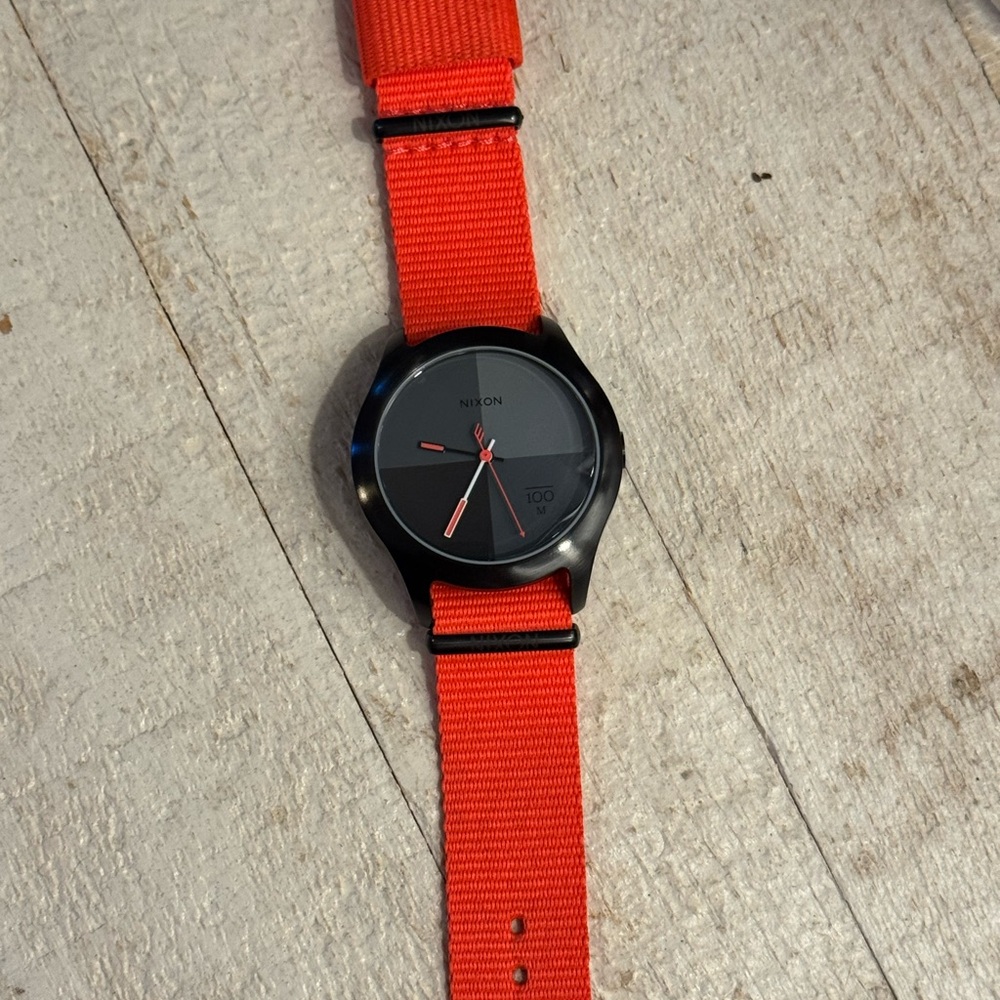 Nixon Quad with Orange Strap